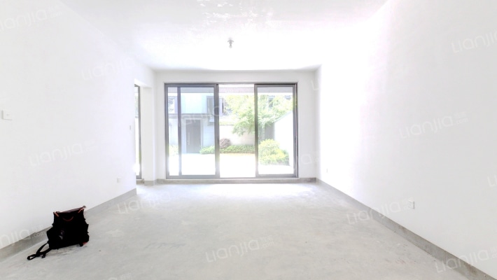 绿城曼陀花园二手房实景图