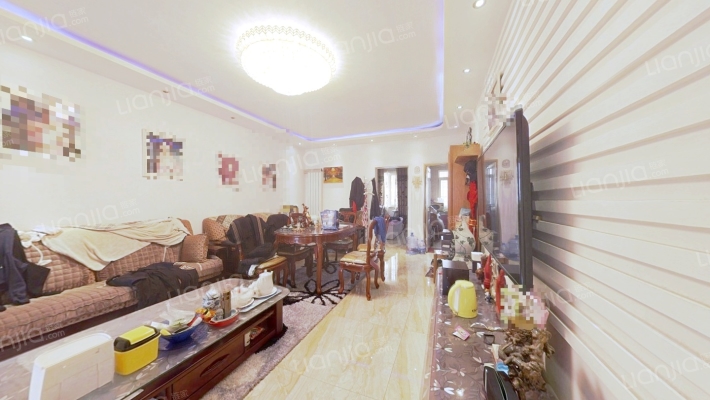 在水一方二手房实景图