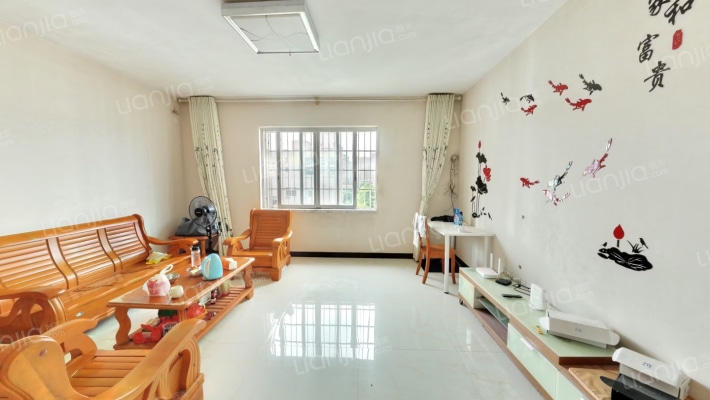 侨建公寓二手房实景图