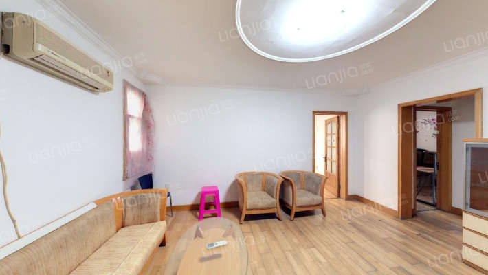 新关公寓二手房实景图