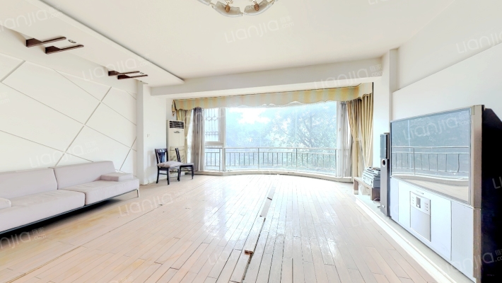 新世界丽晶花园二手房实景图