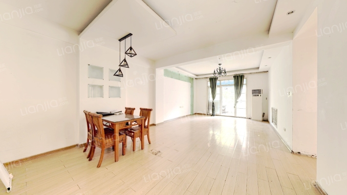 新新花园二手房实景图