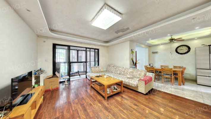 卓越东部蔚蓝海岸二期二手房实景图