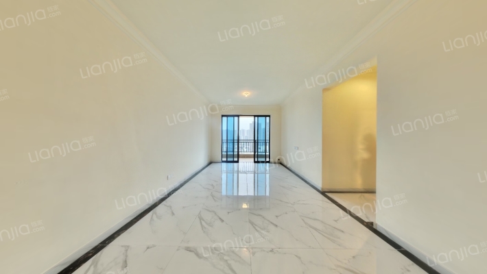 碧桂园凤凰湾蔚蓝苑二手房实景图