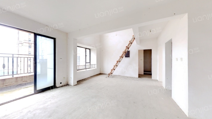 南钻威尼斯二手房实景图