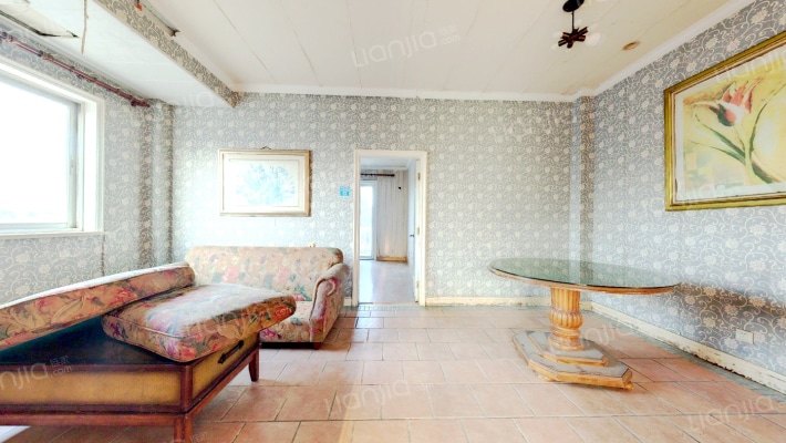 依湖园二手房实景图