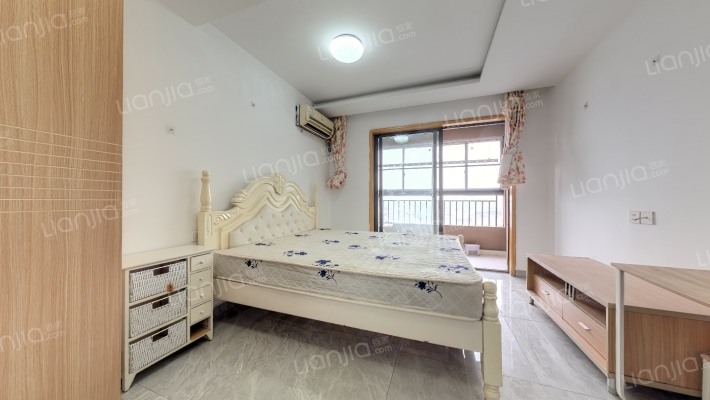 嘉宝广场二手房实景图