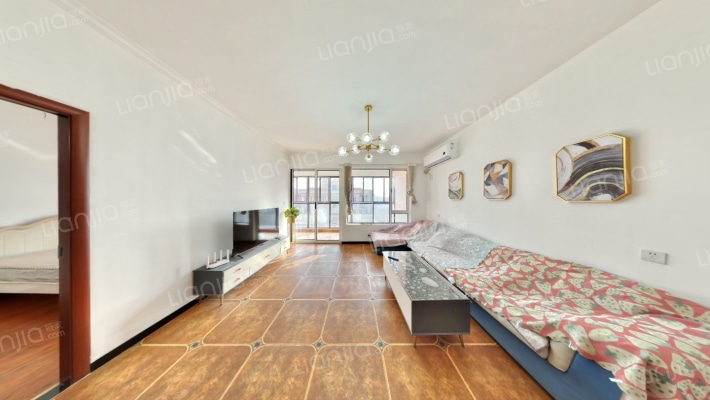 中天栖溪里二手房实景图