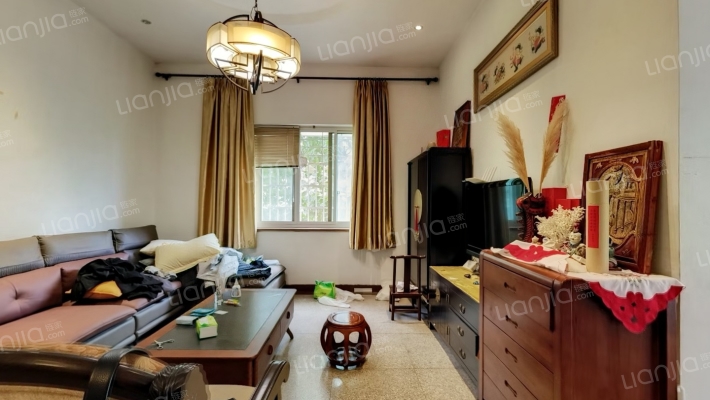 胜利街176号院二手房实景图