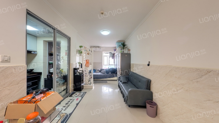 和华国际公寓二手房实景图