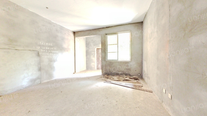 天盛长岛巴黎世家二手房实景图