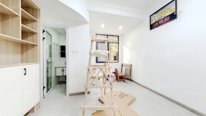 三眼桥路108号二手房实景图