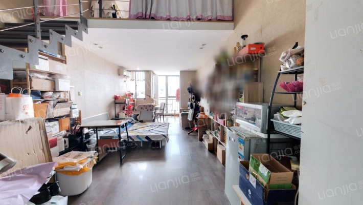 城市大厦二手房实景图