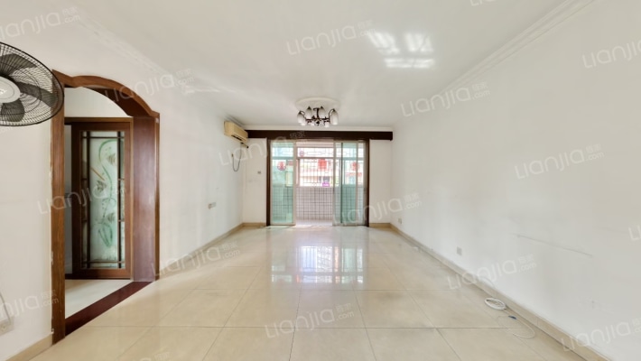 心怡花园二手房实景图