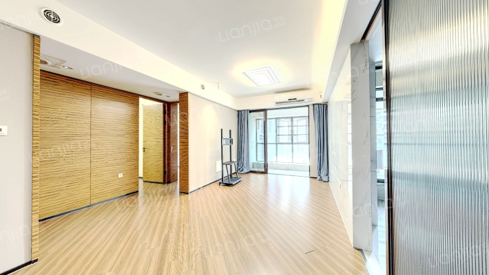 中铁鹭岛艺术城二手房实景图