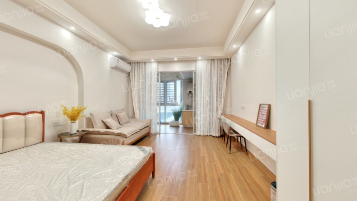 海秀广场二手房实景图