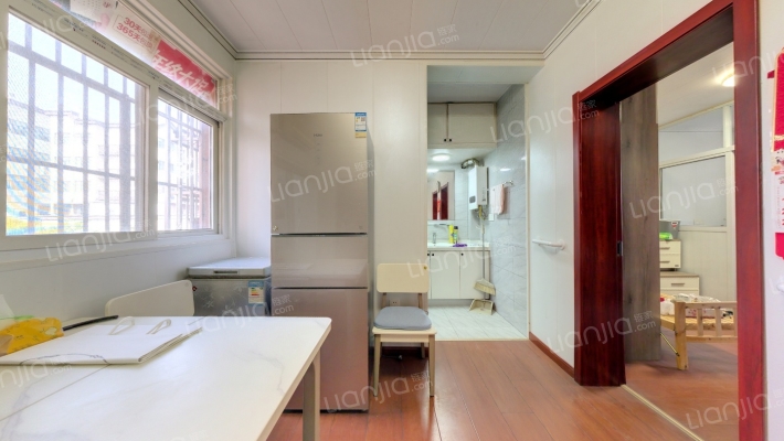 莱茵达路6号二手房实景图