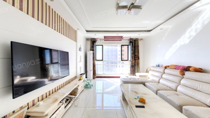 大爱城二手房实景图