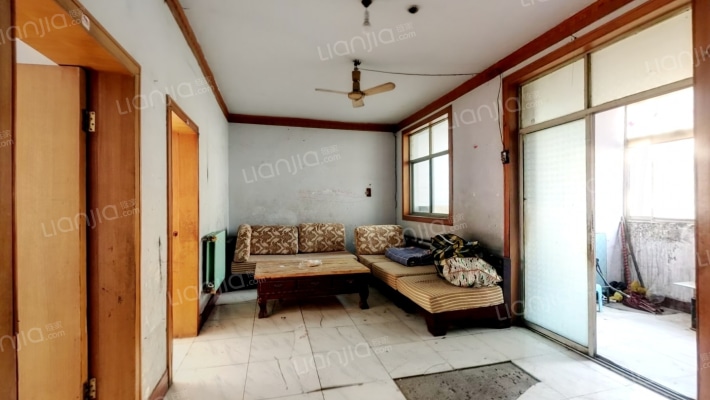 气象局家属院二手房实景图