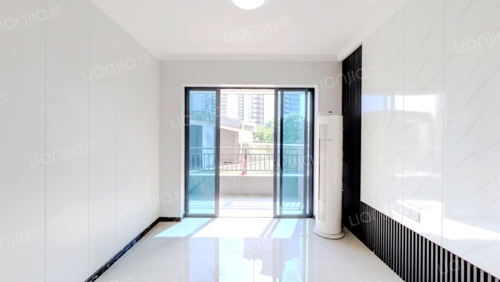 山水名成花园二手房实景图