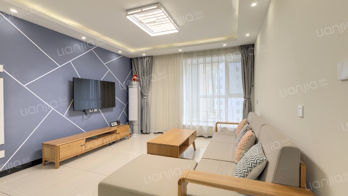 联合七号院2期  精装三居室 房本满二-客厅