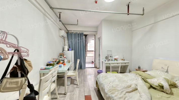 加侨悦山国际东区二手房实景图