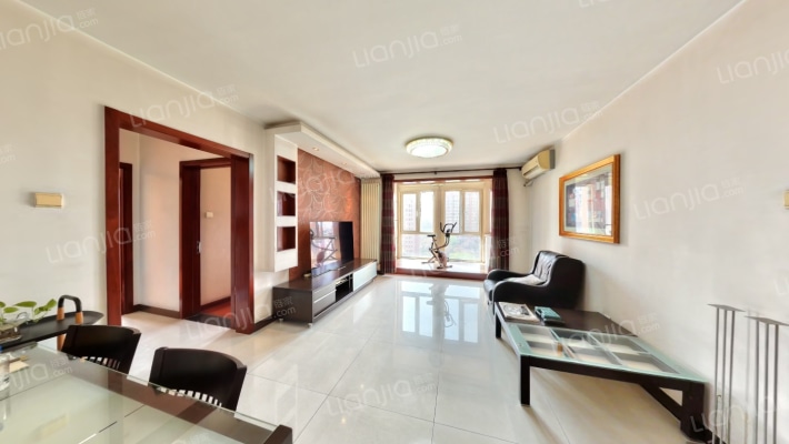 万年花城三期二手房实景图