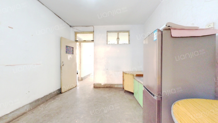 明星小区北区二手房实景图