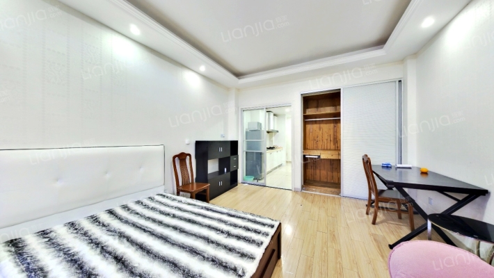 泰晤士小镇(公寓)二手房实景图