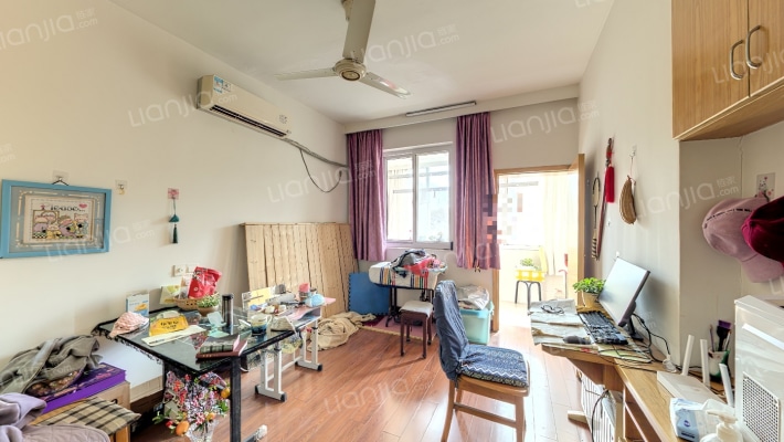 红星小区二手房实景图