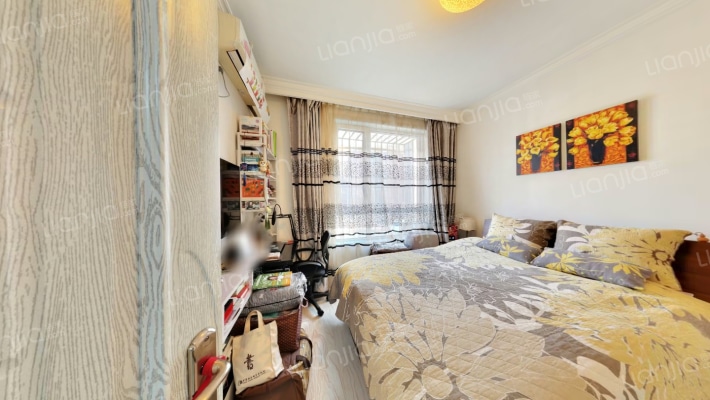 龙畔金泉五期K2区二手房实景图