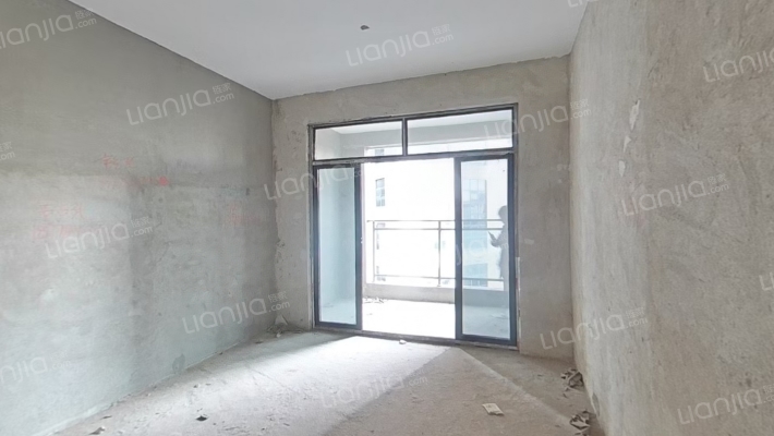 彩霞满天二手房实景图