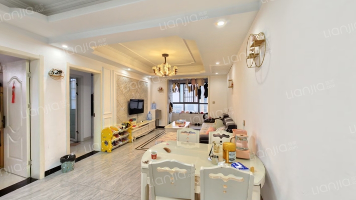 宝能城二期二手房实景图