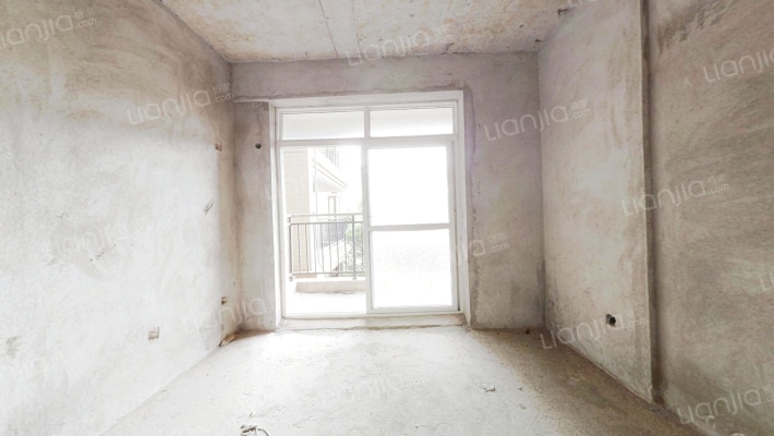 美林雅苑二手房实景图