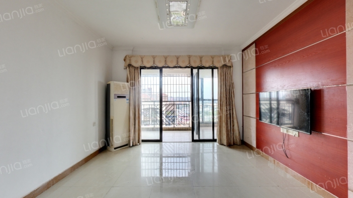 澳德蓝山花园二手房实景图