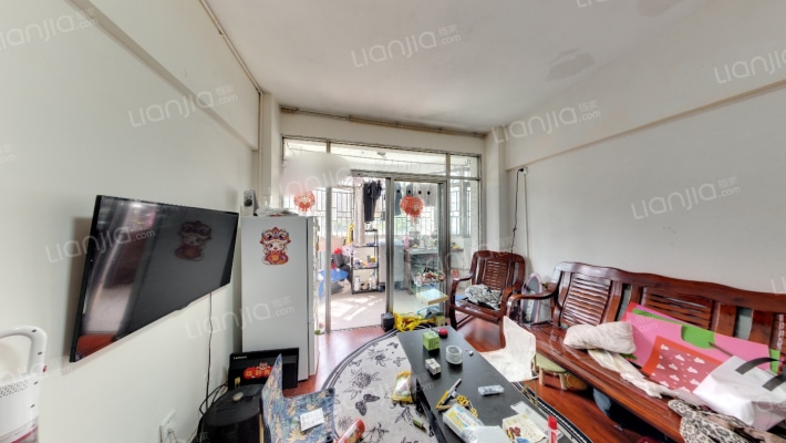 鹏湾花园一村二手房实景图