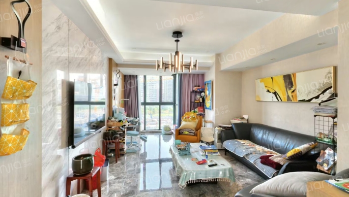 百乐大厦二手房实景图