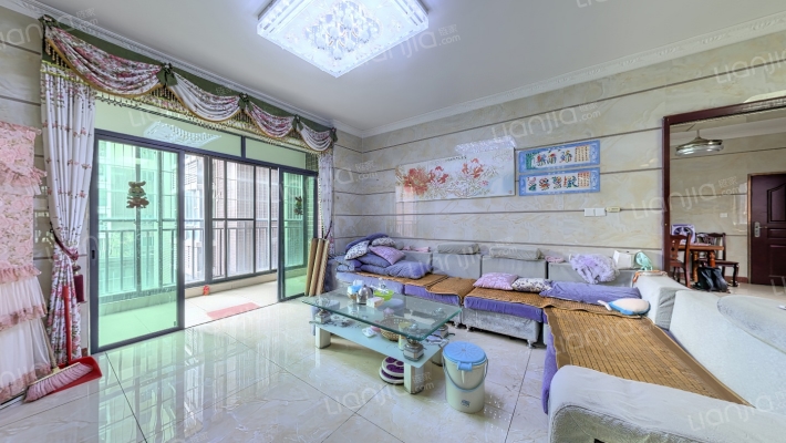 嘉兴花园二手房实景图