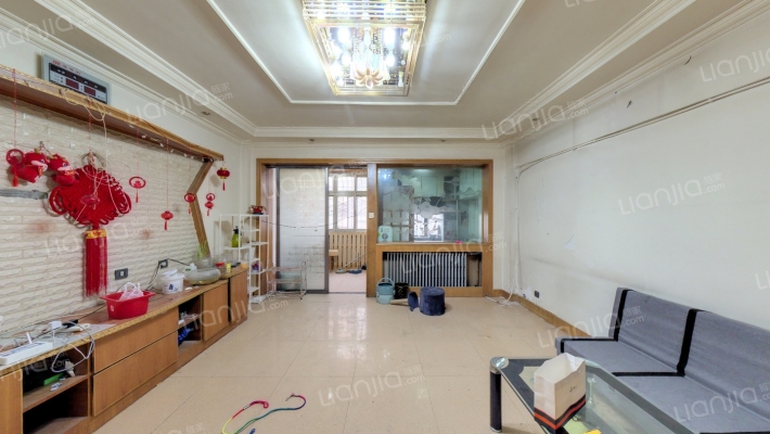 新津小区西院二手房实景图