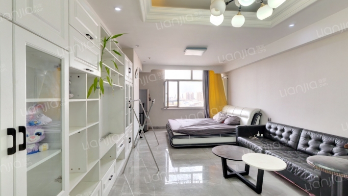 米兰国际公寓二手房实景图