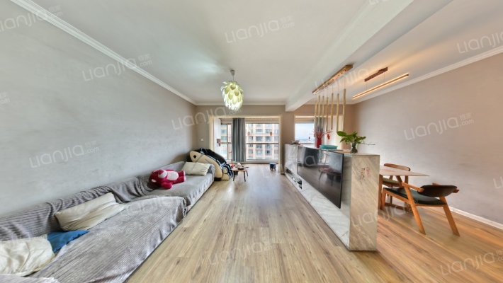 隆腾琴鹤帝景二手房实景图