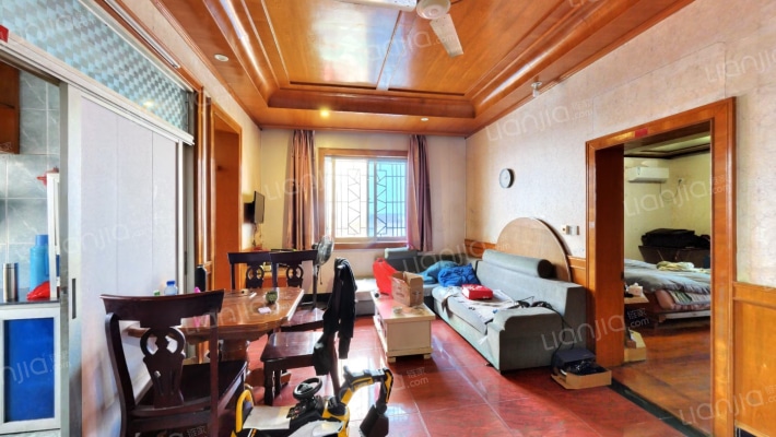 乐德士住宅二手房实景图