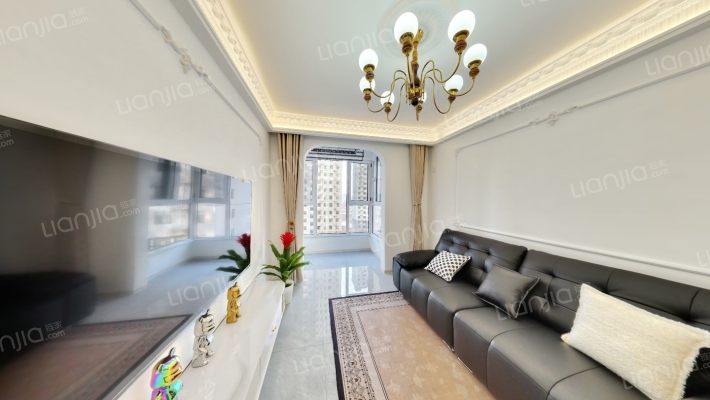 此房采光好，主卧次卧客厅均有阳台，德行公园边上-