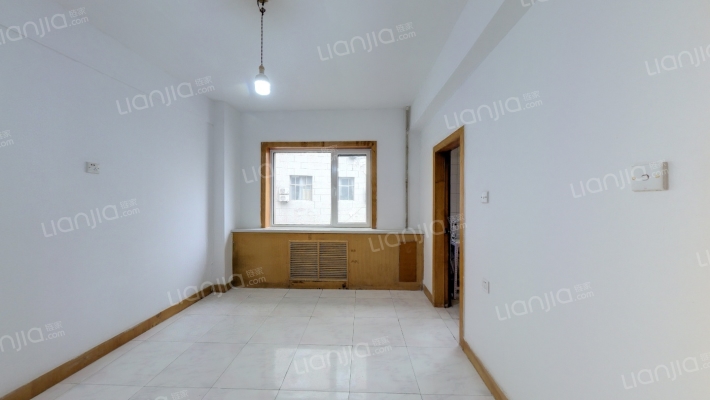 六一商场家属院二手房实景图