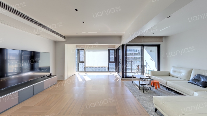 深航御花园二手房实景图