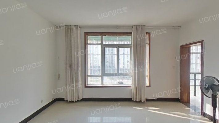 欣欣小区二手房实景图