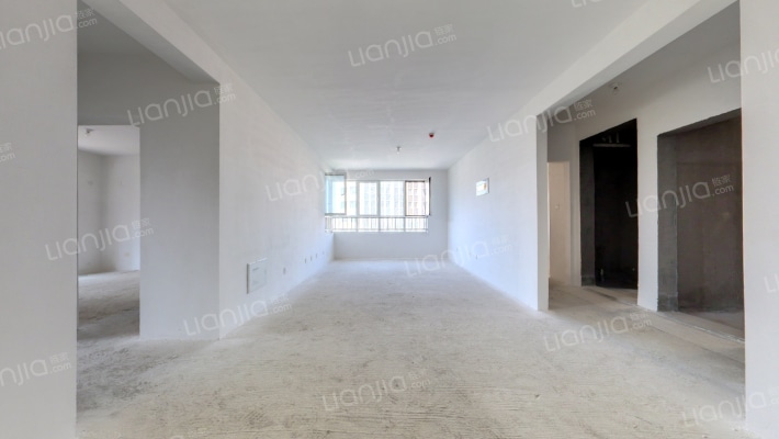 泰安御驾新苑西区二手房实景图