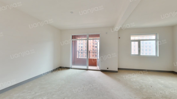 阳光新港中央花园城二手房实景图