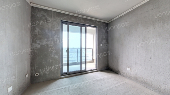 鸿翔凤语江南二手房实景图