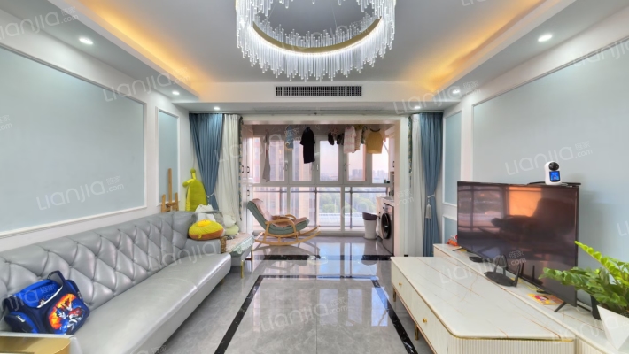 鸿达中央广场二手房实景图